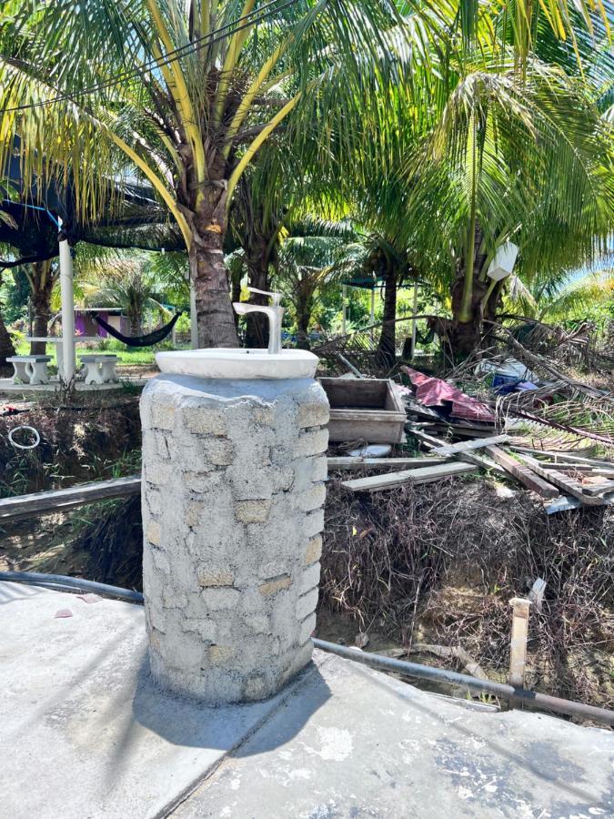 Sungai Endau Bilik Homestay Kuala Rompin Kültér fotó